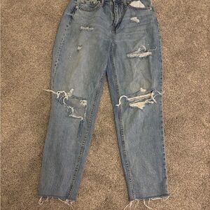 Aeropostale slim and thick curvy mom jeans